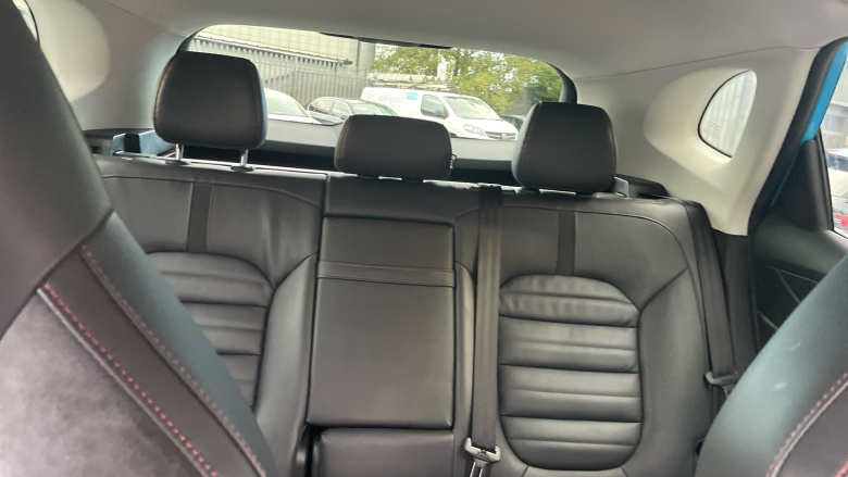 MG HS 1.5 T-GDI PHEV Trophy 5dr Auto Hatchback